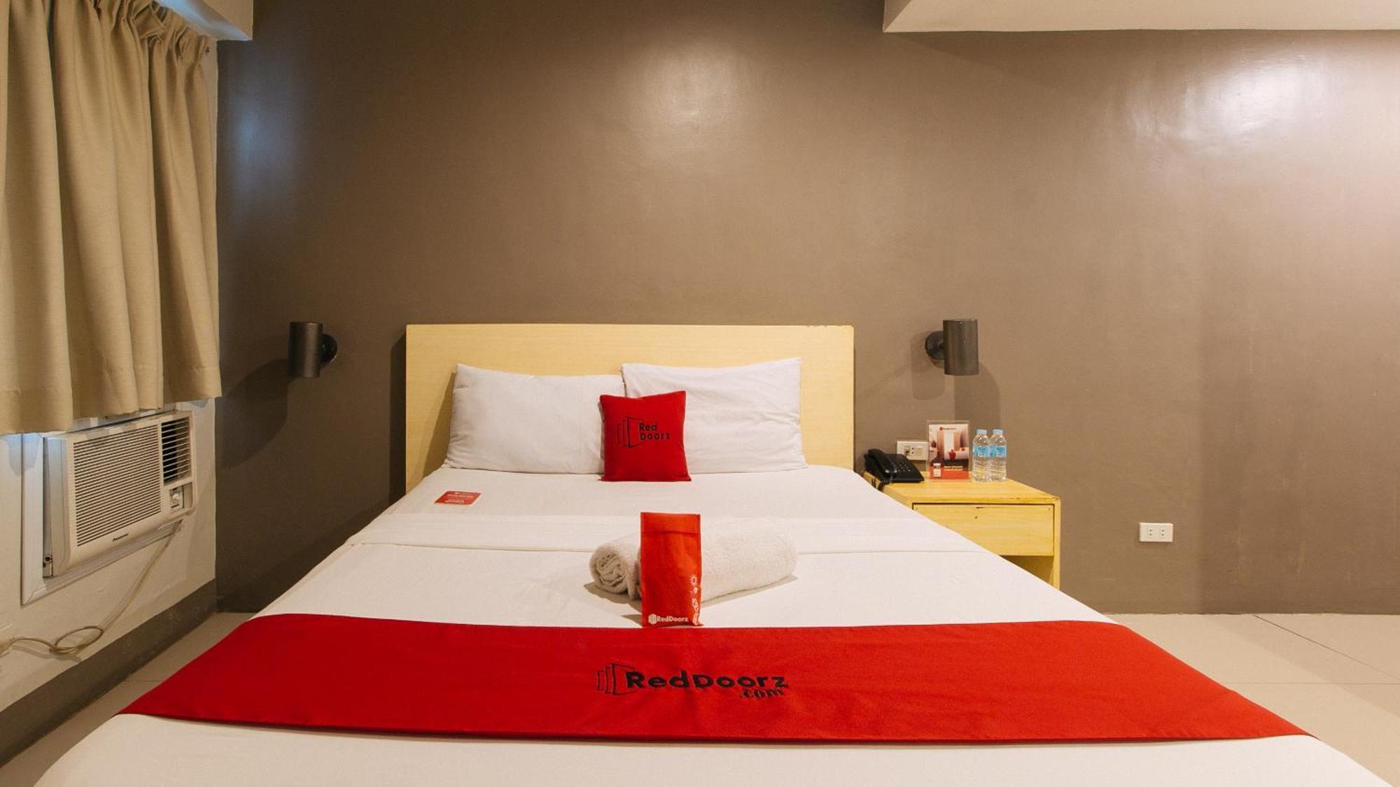 Reddoorz At Samat Mandaluyong Hotel Luaran gambar